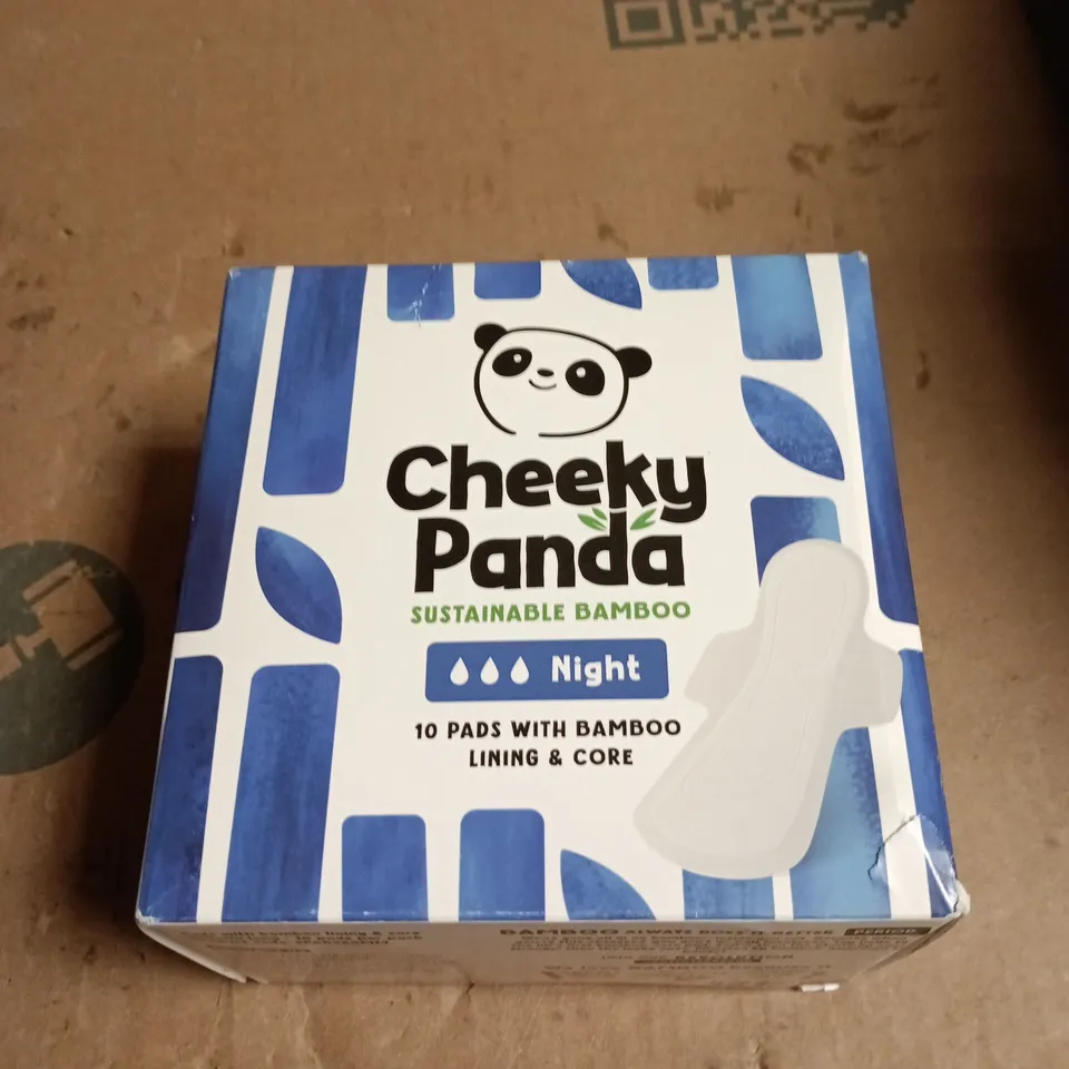 BOX OF APPROXIMATELY 6 ASSORTED COSMETIC ITEMS INCLUDING CRAZY FOR HAIR PIECES AND CHEEKY PANDA NIGHT PADS 