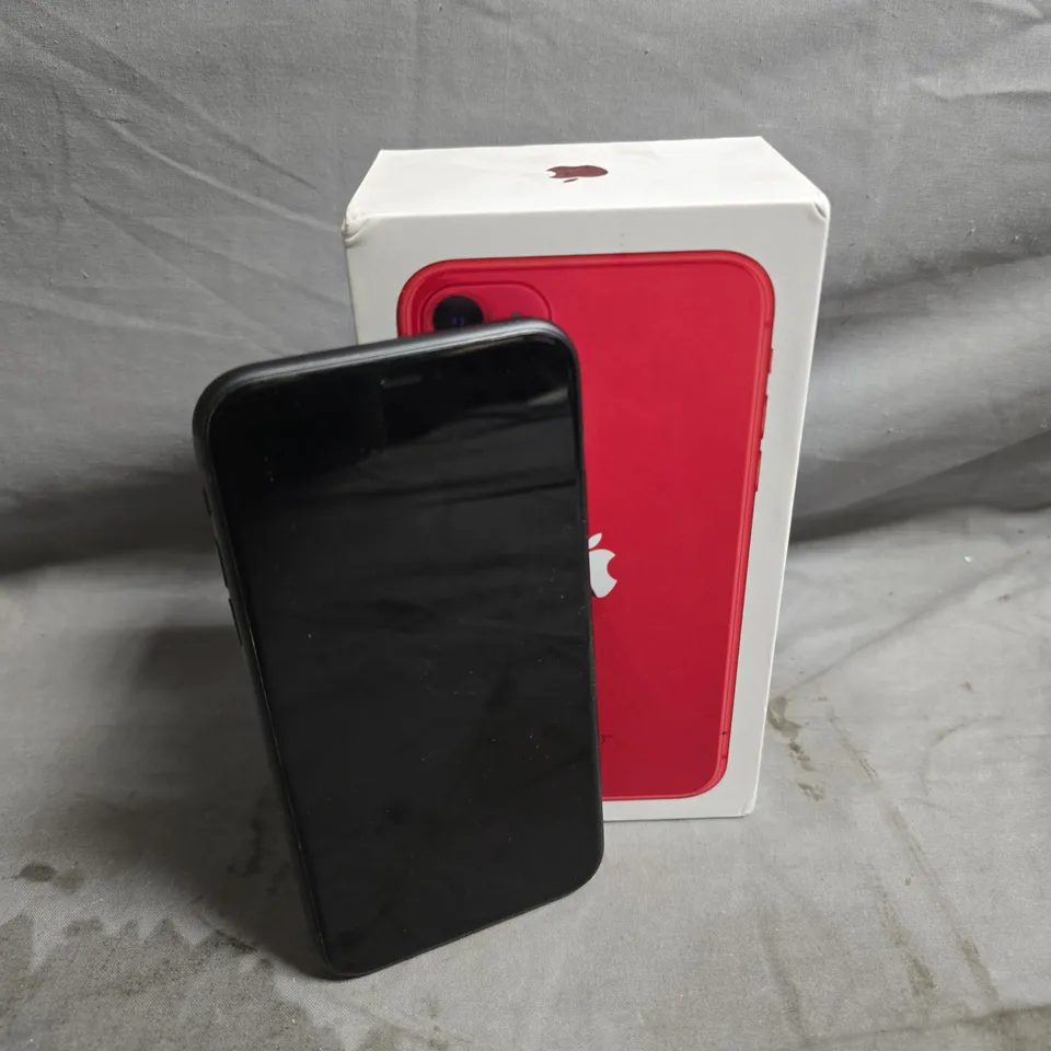 APPLE IPHONE 11 SMARTPHONE