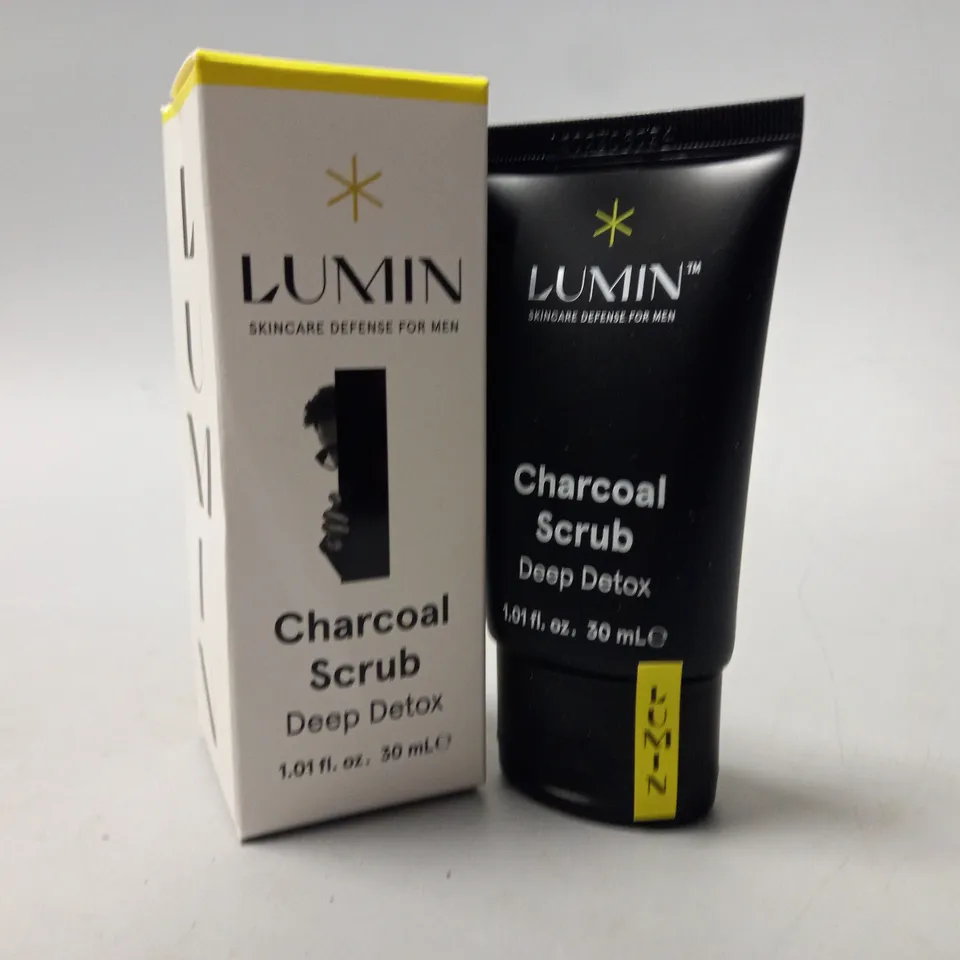 BOXED LUMIN CHARCOAL SCRUB (30ml)