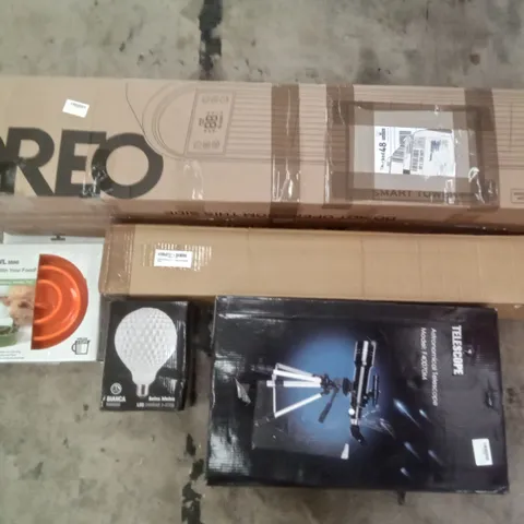 PALLET OF ASSORTED ITEMS INCLUDING TELESCOPE, PLAY DOG BOWL, TRIPOD FLOOR LAMP, SMART TOWER FAN, BELNS MELNS LIGHT BULB