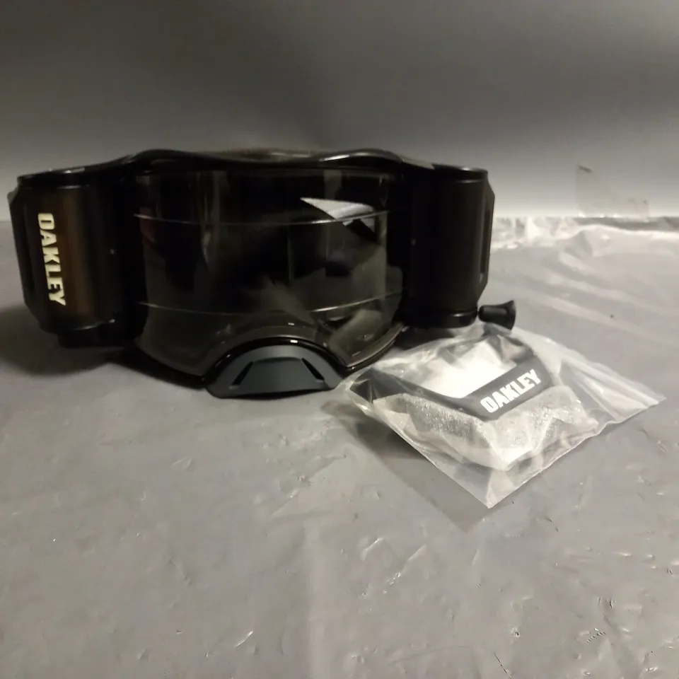 OAKLEY HIGH IMPACT AIRBRAKE MX ANTI-FOG GOGGLES