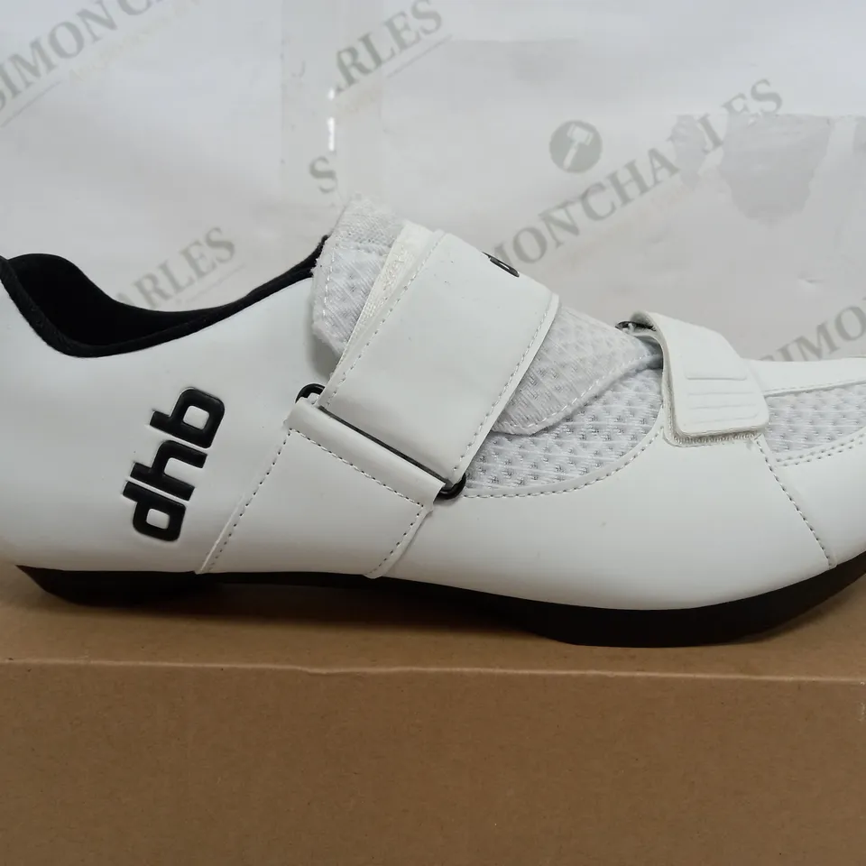 BOXED PAIR OF DHB TRINITY TRI SHOES IN WHITE - EU 44