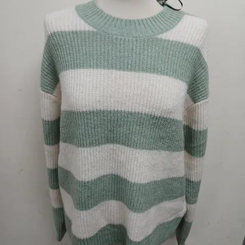 H&M GREEN/WHITE STRIPED JUMPER - EUR M