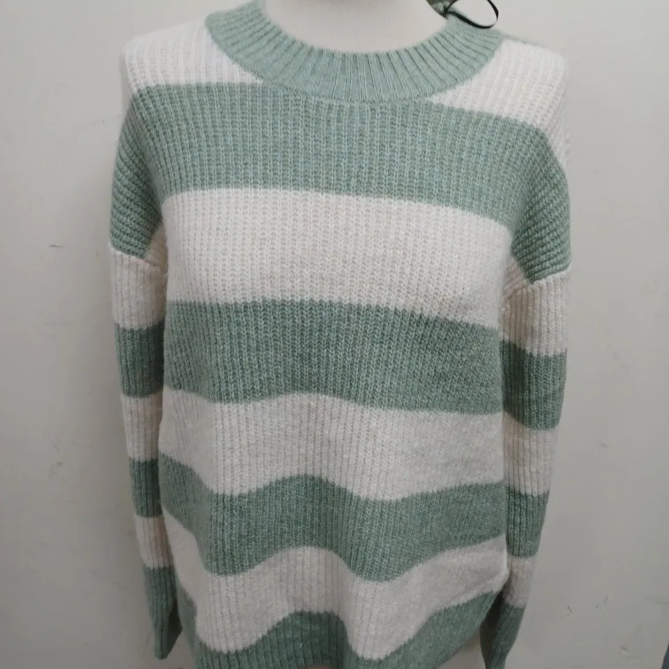 H&M GREEN/WHITE STRIPED JUMPER - EUR M