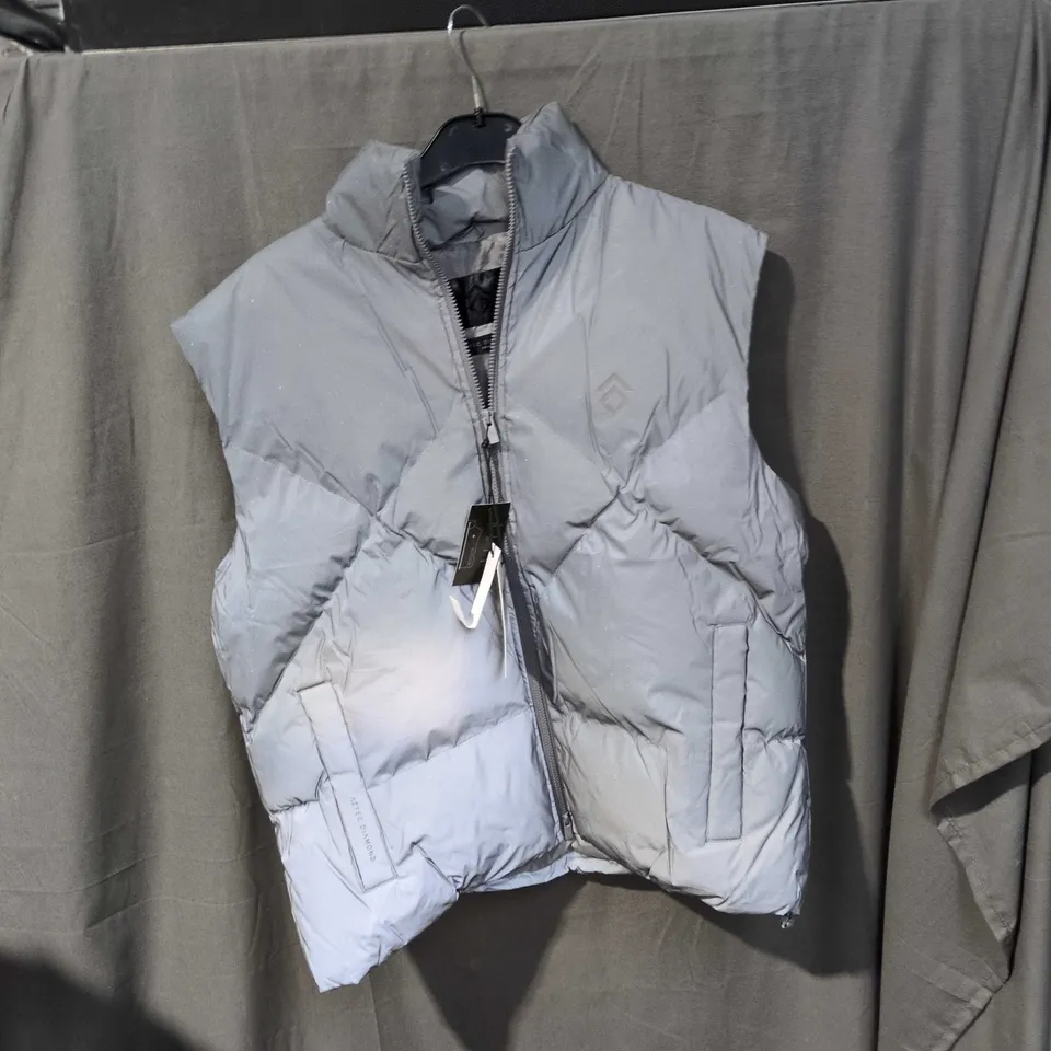 AZTEC DIAMOND PUFFER VEST – UK SIZE LARGE