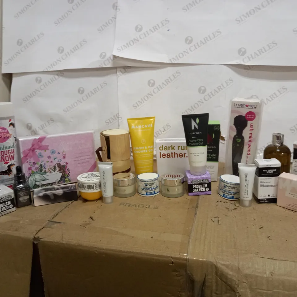APROXIMATELY 20 BEAUTY PRODUCTS INCLUDING - MANCAVE, NUASAN, LIZ EARLE