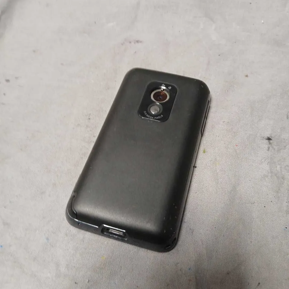 HTC MOBILE PHONE IN BLACK - MODEL UNSPECIFIED 