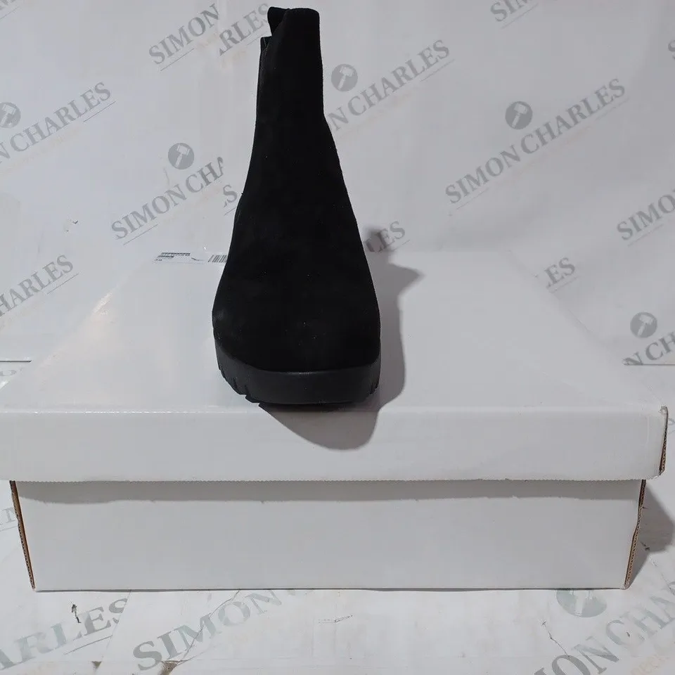 BOXED PAIR OF SHOON SUEDE SIDE-ZIP WEDGE ANKLE BOOTS IN BLACK UK SIZE 6