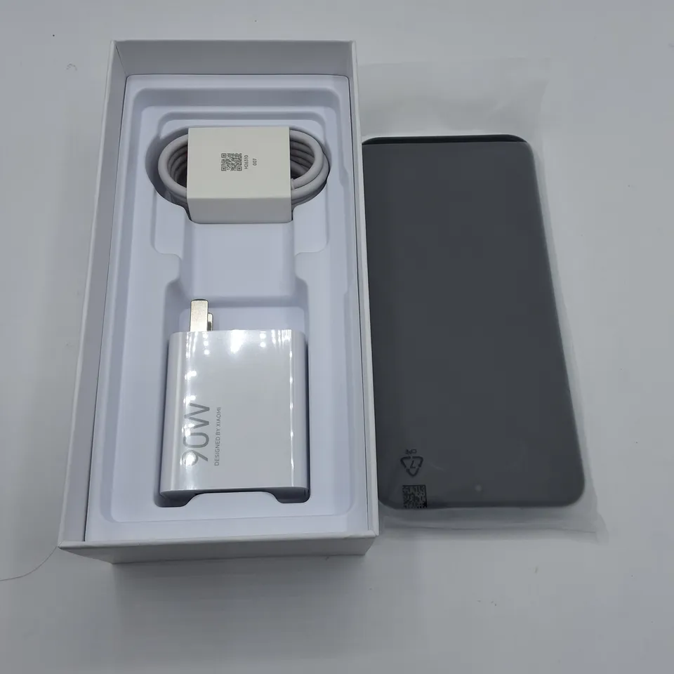 BOXED REDMI NOTE 15PRO+ 16GB 512GB IN SILVER