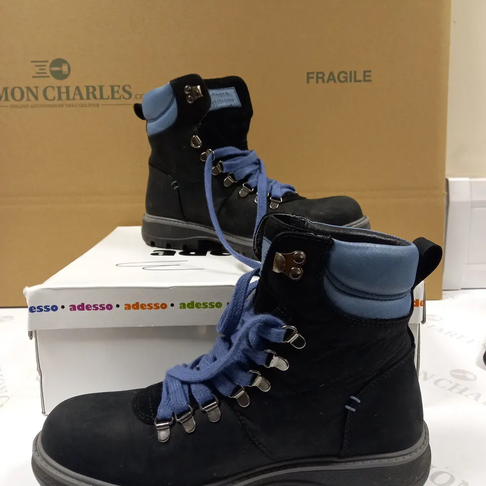ADESSO WATERPROOF HIKING BOOTS SIZE 7