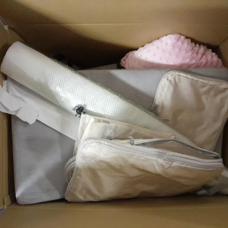 APROXIMATELY 8 ASSORTED HOUSEHOLD ITEMS TO INCLUDE SOFT TOY FILLING 100% HI-LOFT POLYESTER, BATTERY ORGANIZER STORAGE CARRYING CASE, HAND TOWEL IN BEIGE, ETC