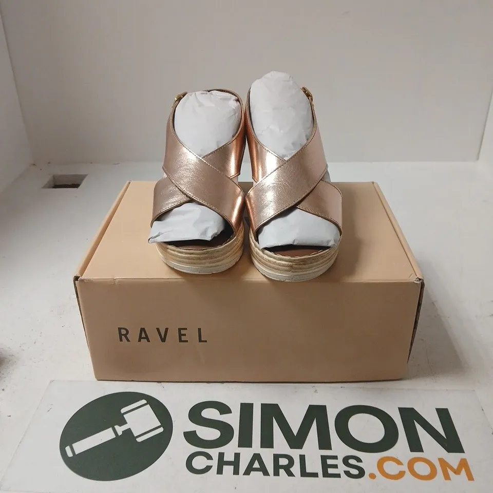 BOXED PAIR OF RAVEL BRANTON SHOES IN ROSE GOLD LEATHER - UK 4