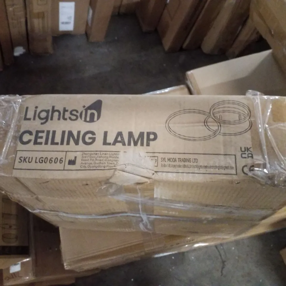 BOXED LIGHTS IN CEILING LAMP - GOLDEN