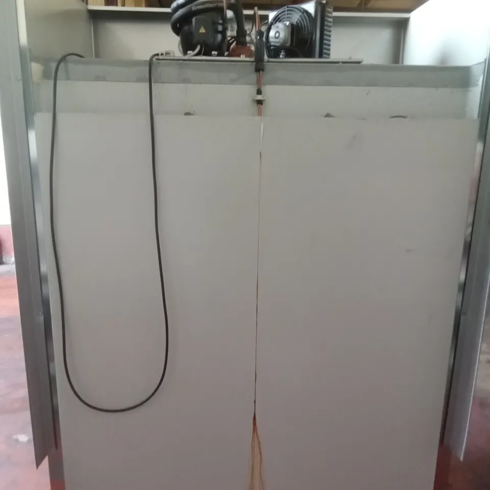 COMMERCIAL DOUBLE DOOR FRIDGE 