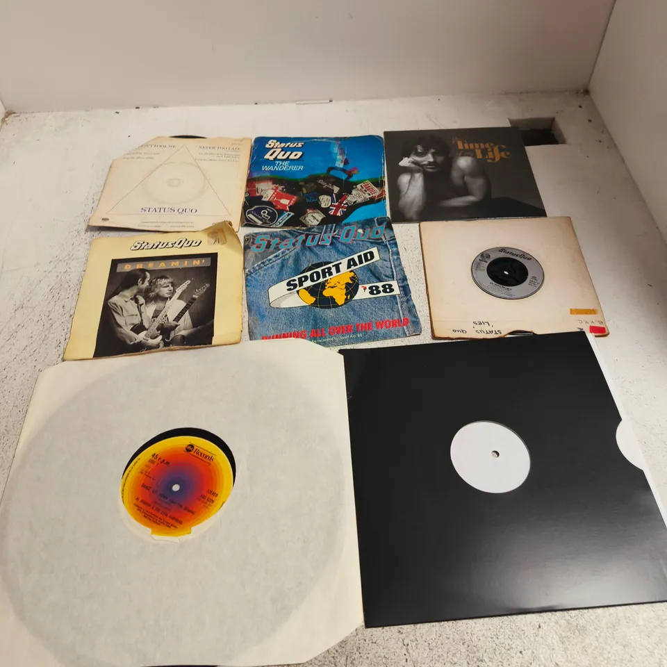 APPROXIMATELY 10 ASSORTED VINYLS & SINGLES TO INCLUDE ARTISTS SUCH AS STATUS QUO, BENSON BOONE, AL HUDSON, ETC - COLLECTION ONLY