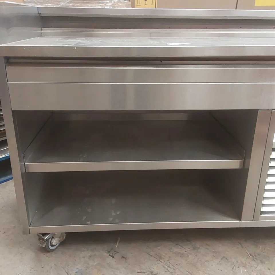 COMMERCIAL TEMPERATURE CONTROLLED FOOD CABINET WITH PREP COUNTER