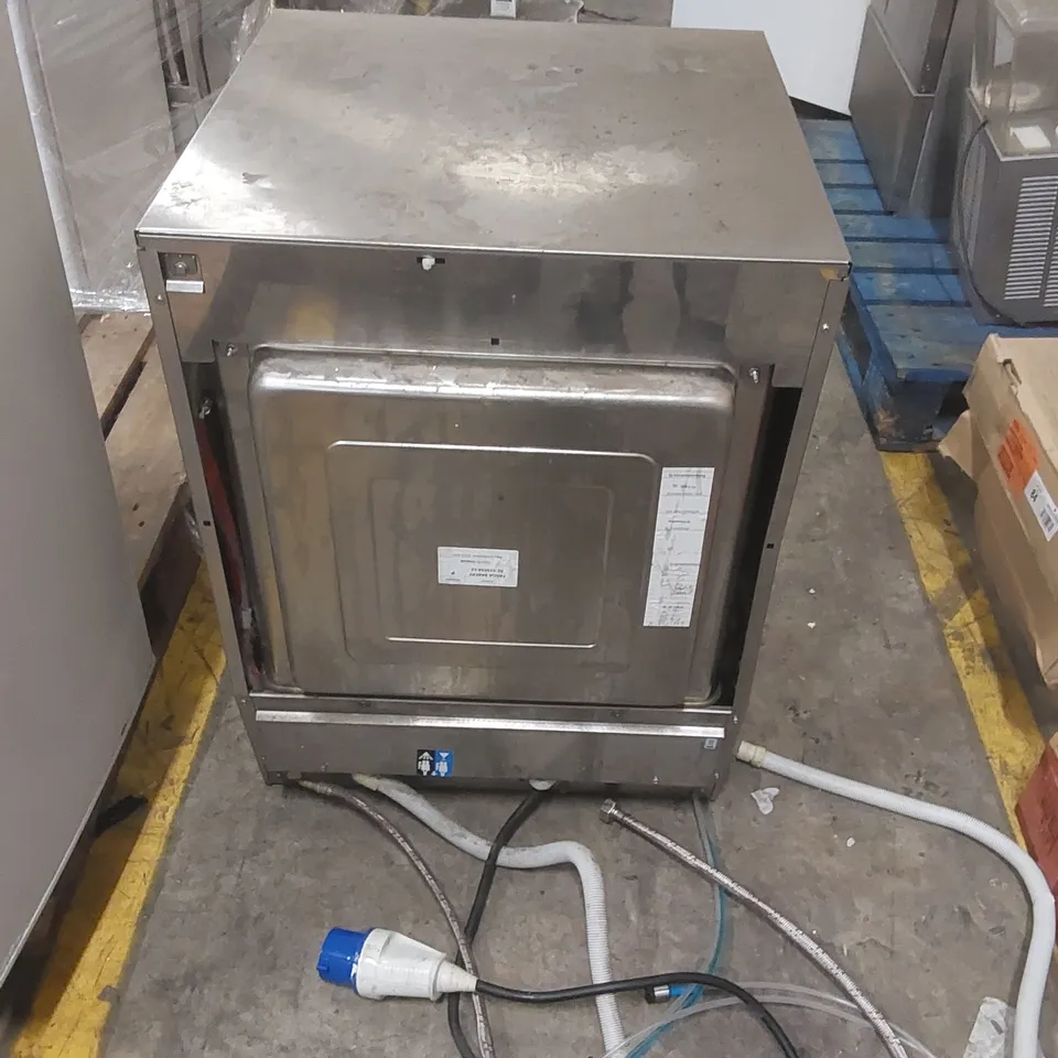 HOBART COMMERCIAL DISHWASHER