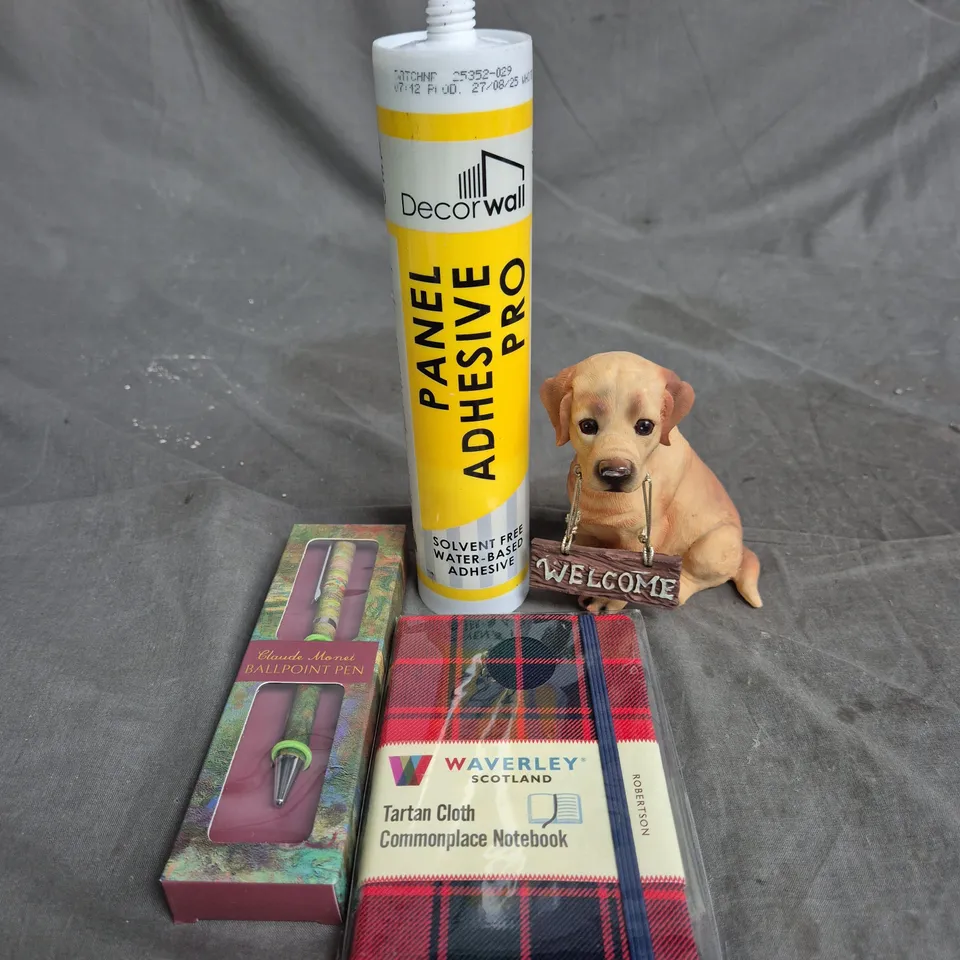 APPROXIMATELY 15 ASSORTED HOUSEHOLD ITEMS TO INCLUDE PANEL ADHESIVE PRO, WELCOME DOG ORNAMENT AND TARTAN CLOTH COMMONPLACE NOTEBOOK