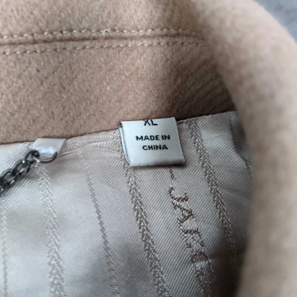 JAEGER CAMEL WOOL-BLEND COAT – MEN'S, UK XL – DESIGNED IN GREAT BRITAIN