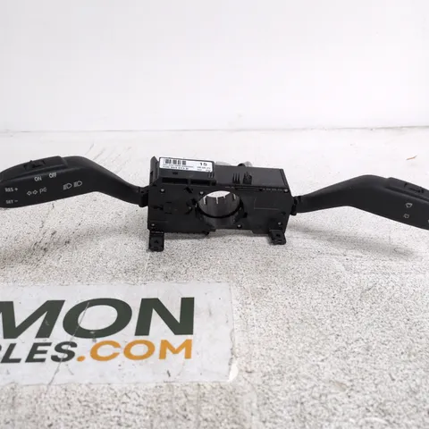 VOLKSWAGEN GROUP STEERING COLUMN STALK SWITCH