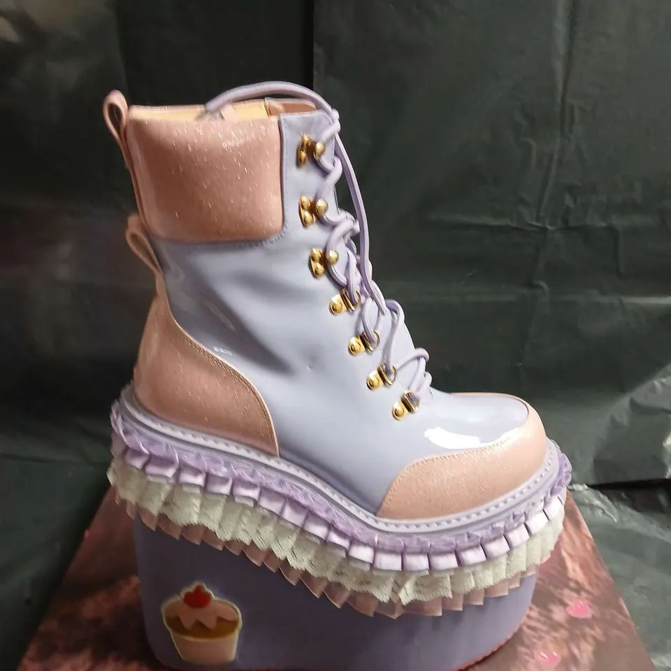 BOXED PAIR OF CUPCAKE TOWER PLATFORM BOOTS – UK SIZE 8