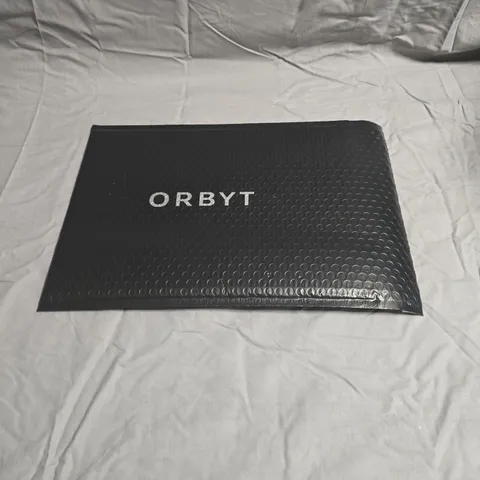 APPROXIMATELY 200 ORBYT BUBBLE MAILER ENVELOPE - BLACK, SELF-SEAL