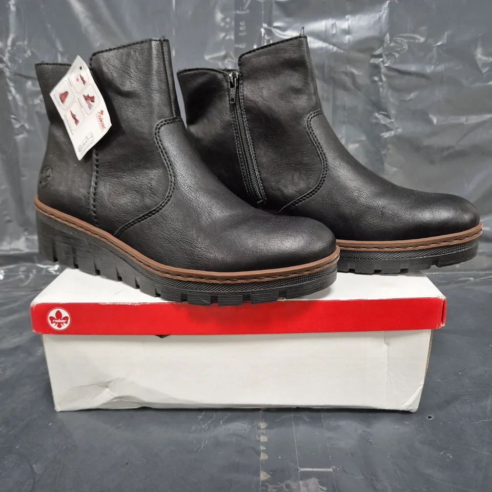 BOXED PAIR OF RIEKER WEDGE ANKLE BOOTS IN BLACK SIZE 8
