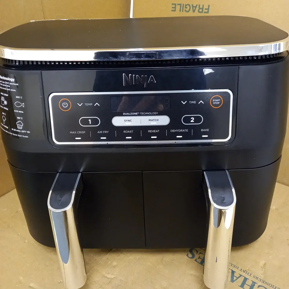 NINJA AIR FRYER