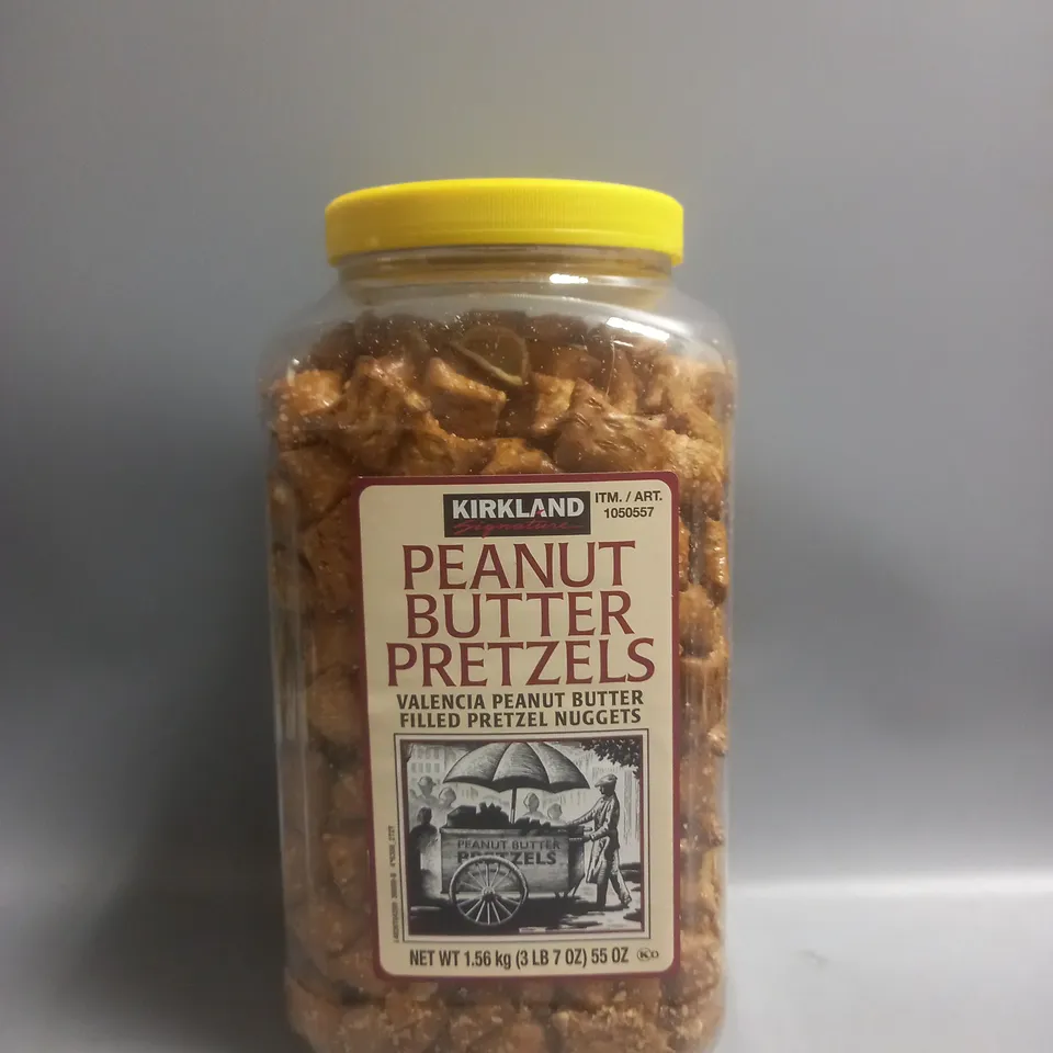KIRKLAND PEANUT BUTTER PRETZELS 1.56KG