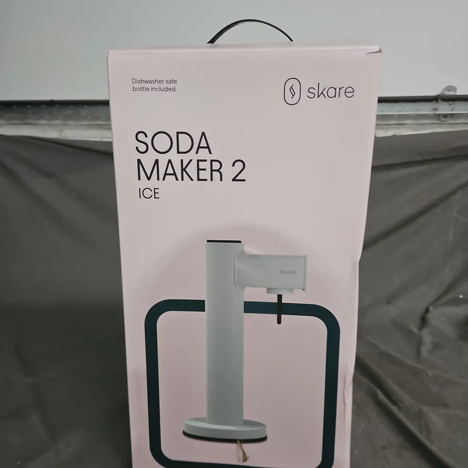 Skare Soda Maker 2 Ice – Countertop Soda Dispenser with Bottle (CO2 cylinder not included)