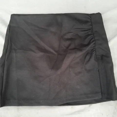 BERSHKA SKIRT IN BLACK SIZE XS