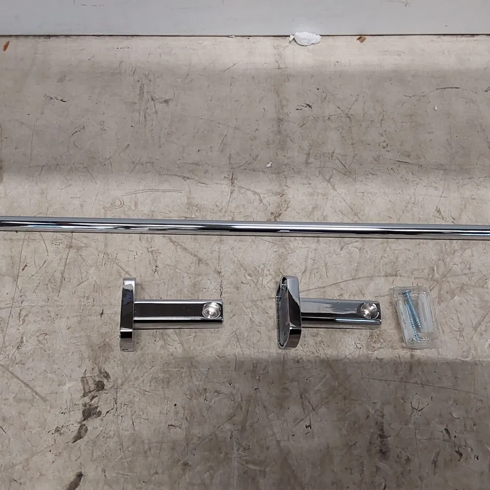 BOXED DRACO 48CM WALL MOUNTED TOWEL RAIL (1 BOX)