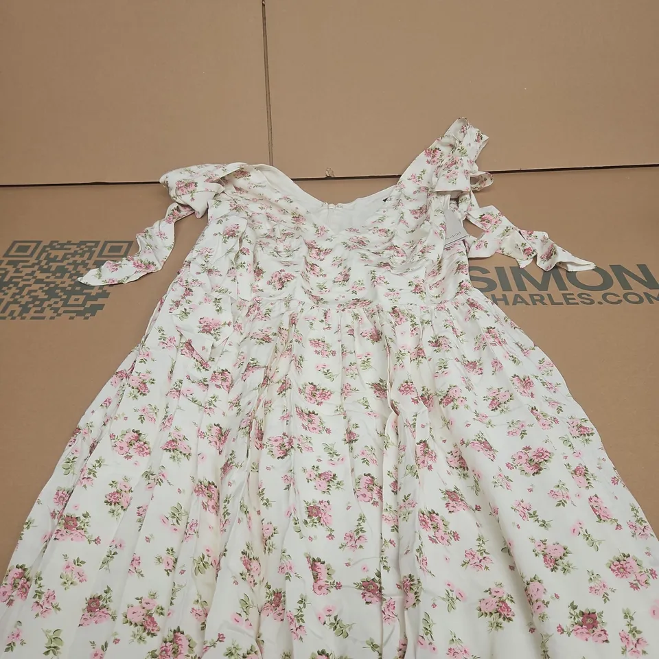 NOBODY'S CHILD COEN MIDAXI DRESS – WHITE FLORAL - SIZE 8