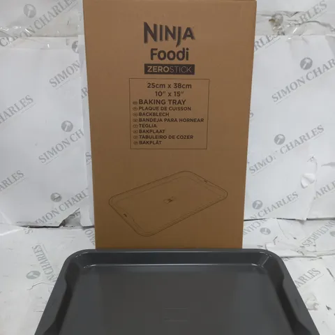 NINJA SET OF 2 ZEROSTICK PROFESSIONAL BAKING TRAYS