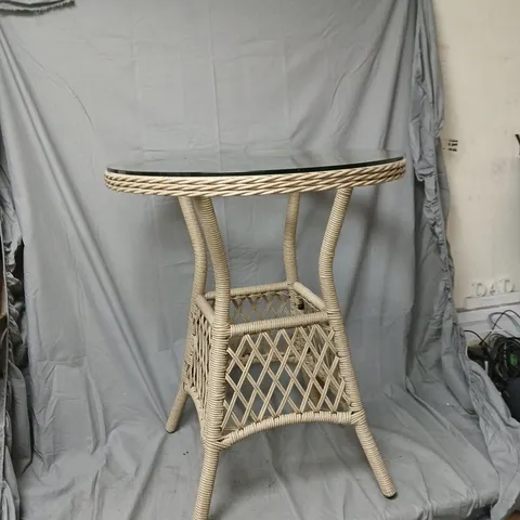 NATURAL RATTAN ROUND GLASS-TOP TABLE
