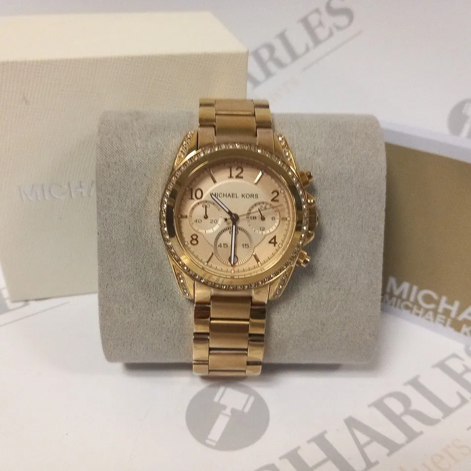 BOXED MICHAEL KORS ROSE GOLD WRIST WATCH WITH JEWELLED DETAIL TO CASING