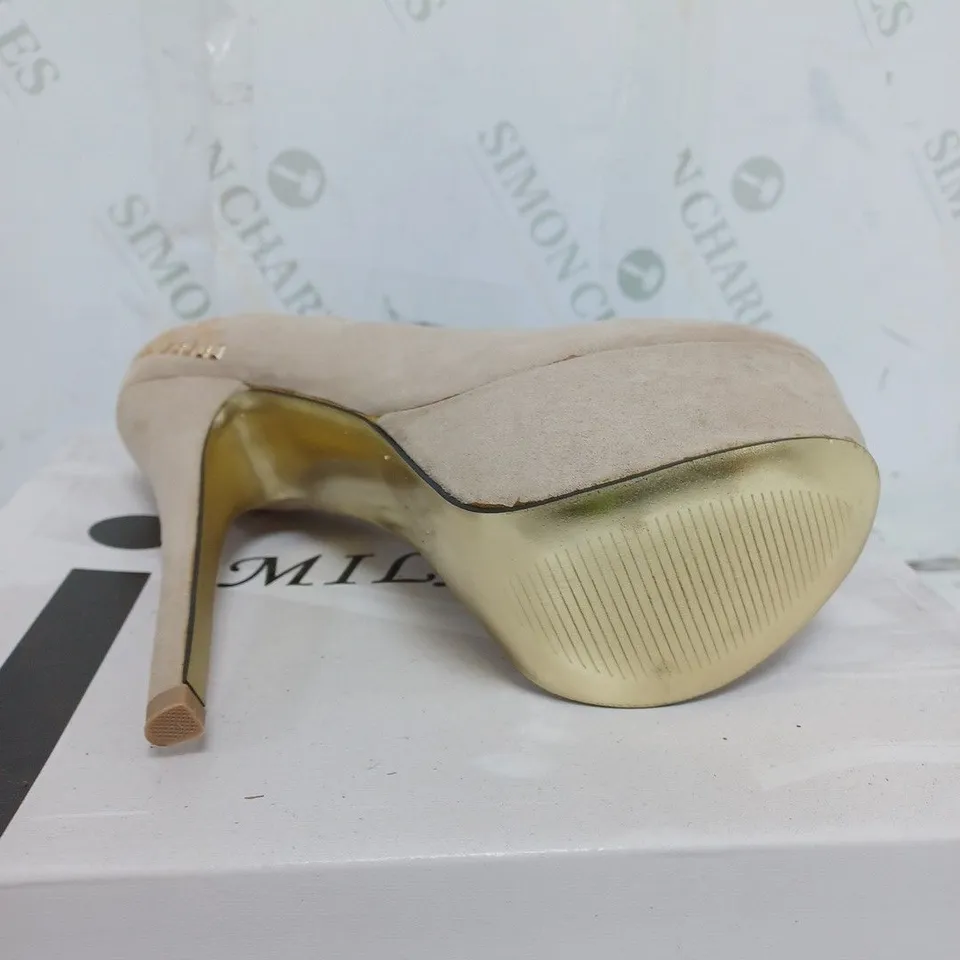BOX OF 10 PAIRS OF MILAYA BEIGE HEELS SIZES VARY 