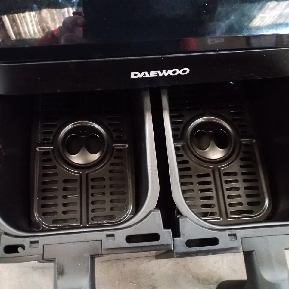 BOXED DAEWOO XL 9L DIGITAL DOUBLE DRAWER AIR FRYER