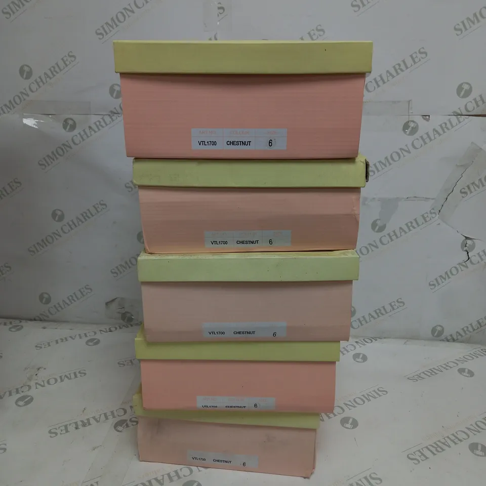 5 BOXED PAIRS OF STRAWBERRY WEDGE SHOES IN CHESTNUT SIZE 6