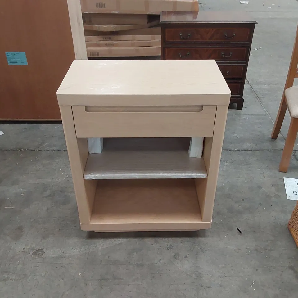 WINSOR SOLID WOOD CABINET
