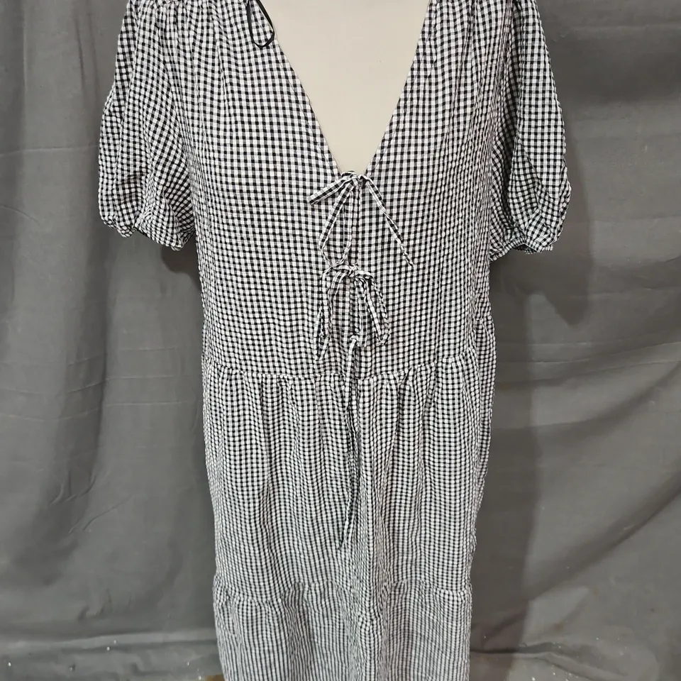 NOBODY'S CHILD BERNADETTA MIDI DRESS IN MICRO MONO GINGHAM BLACK SIZE 12