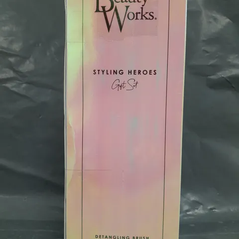 BOXED BEAUTY WORKS 10-IN-1 MIRACLE SPRAY X ARGAN SERUM GIFT SET 