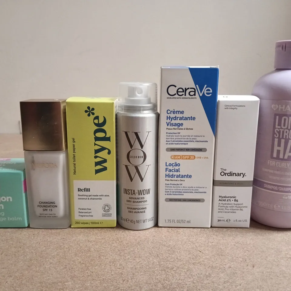 APPROXIMATELY 15 ASSORTED HEALTH & BEAUTY PRODUCTS TO INCLUDE WYPE , CERAVE AND DRAGON BALM