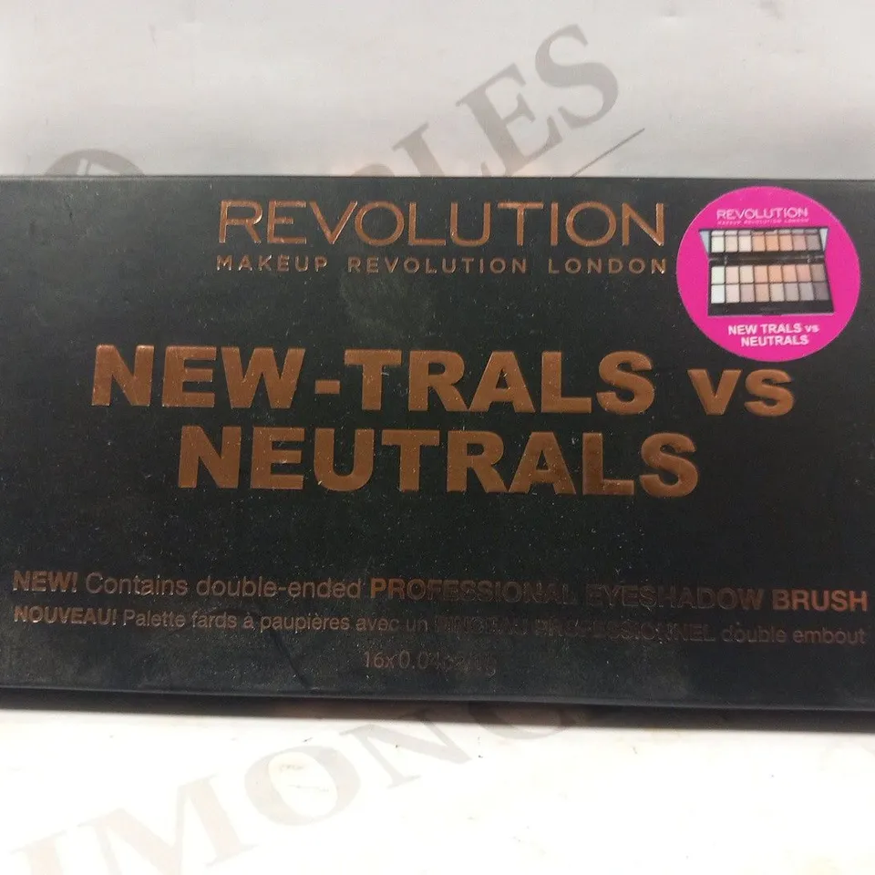 2 BOXED REVOLUTION MAKEUP REVOLUTION LONDON NEW-TRIALS VS NEUTRALS EYESHADOW PALETTE
