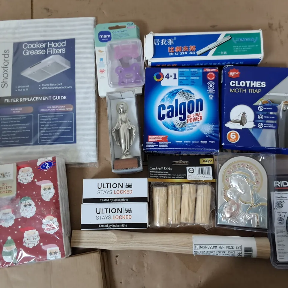 APPROXIMATELY 10 ASSORTED HOUSEHOLD ITEMS TOO INCLUDE ULTION LOCKS, FESTIVE NAPKINS, AND CALGON ORIGINAL ETC. 
