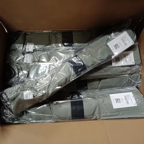 BOX OF APPROXIMATELY 30 X BRAND NEW BRASS MONKEY DIP MATS - SAGE // SIZE: S