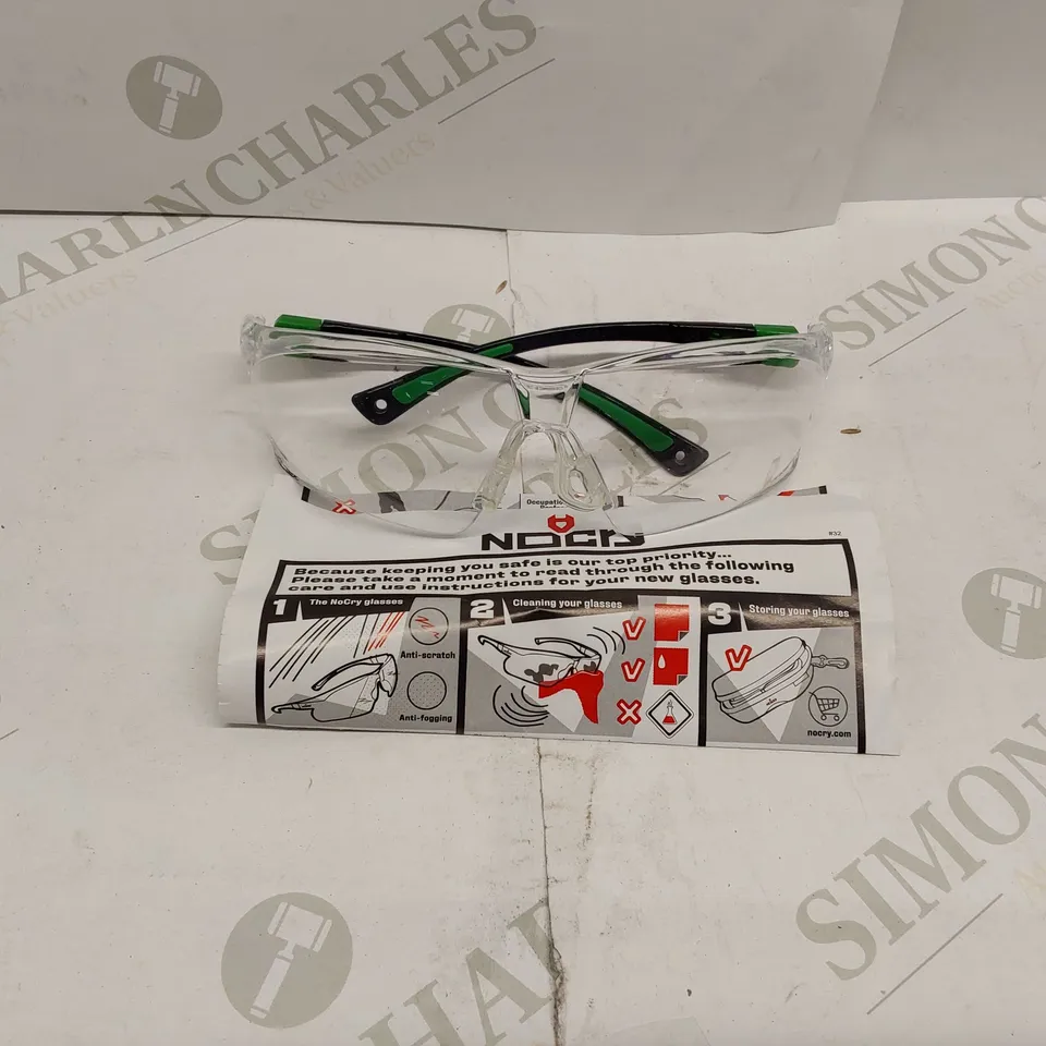 BOXED OF APPROXIMATELY 17 BRAND NEW PRODUCTS TO INCLUDE;