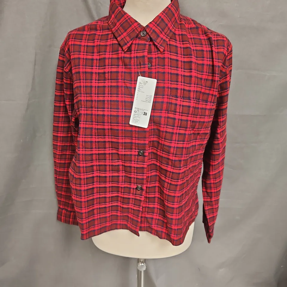 UNIQLO WOMENS FLANNEL SHORT SHIRT IN RED CHECK SIZE M