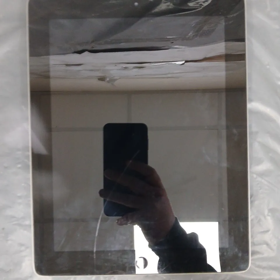 APPLE IPAD A1416