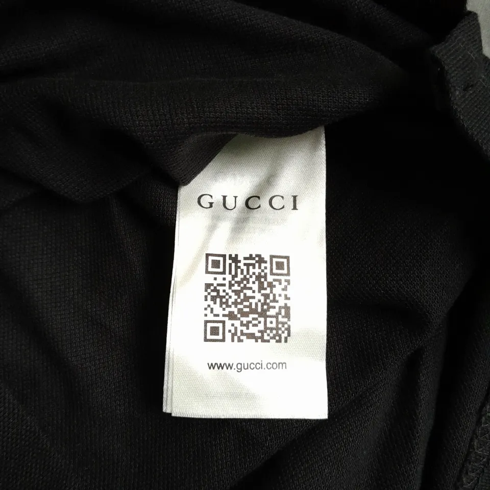 GUCCI POLO SHIRT IN BLACK - MEDIUM